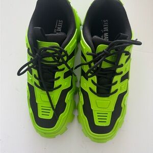 Steve Madden Vibrant Green and Black Athletic Shoes